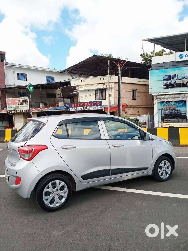 Hyundai Grand I10 Magna O At Petrol, 2016, Petrol