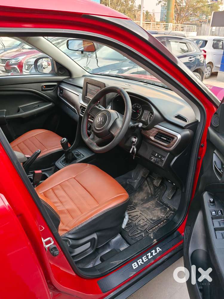 Maruti Suzuki Brezza 1.5 Lxi Smart Hybrid, 2024, Petrol