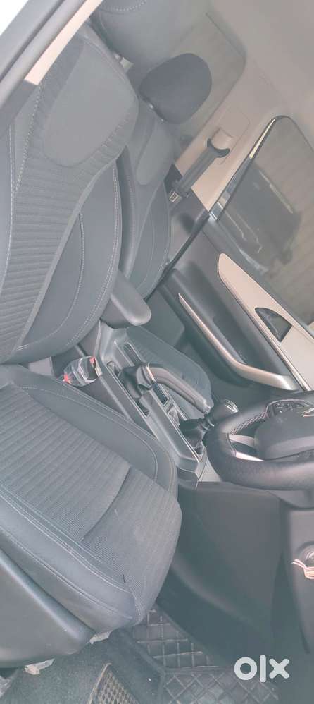 Mahindra Xuv700 2.2 Ax 7 Diesel Mt Str, 2024, Diesel