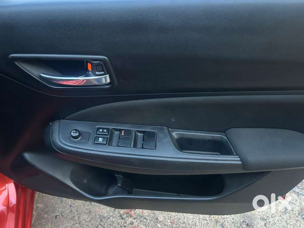 Maruti Suzuki Swift 1.2 Vxi (o), 2023, Petrol