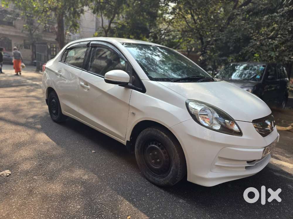 Honda Amaze S Mt I-vtec, 2015, Petrol