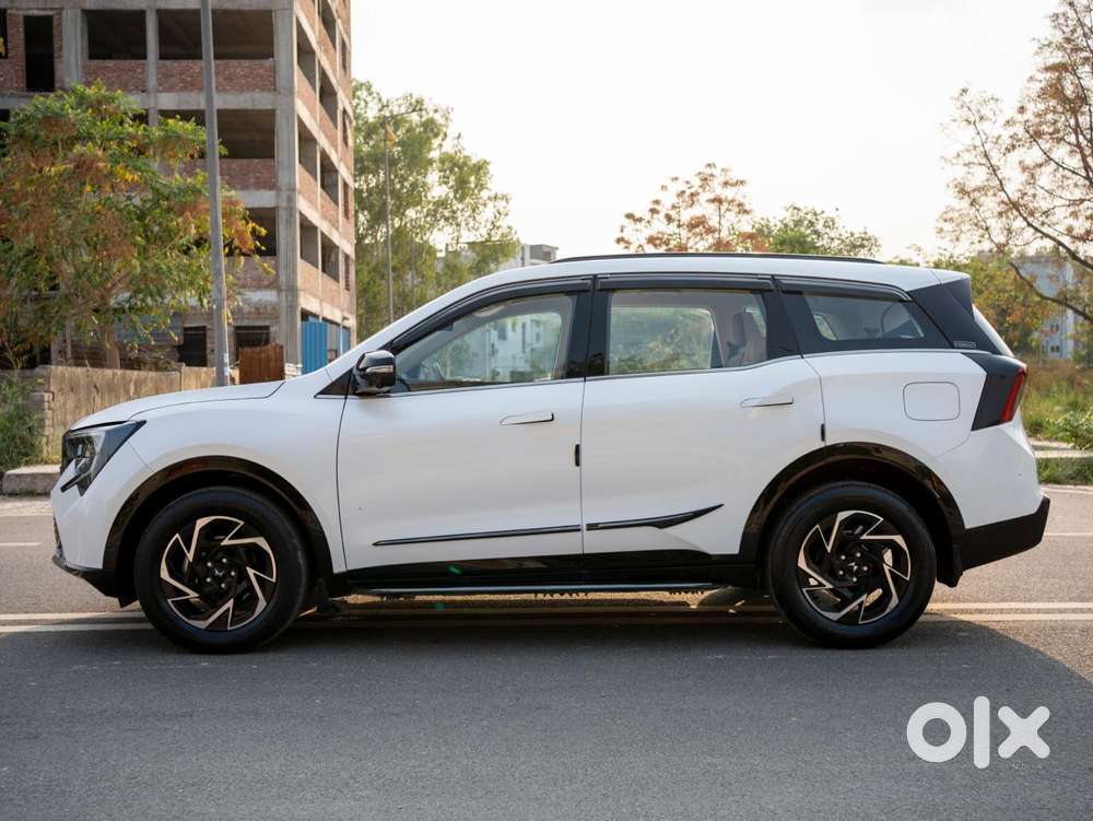 Mahindra Xuv 7xo Ax, 2026, Petrol
