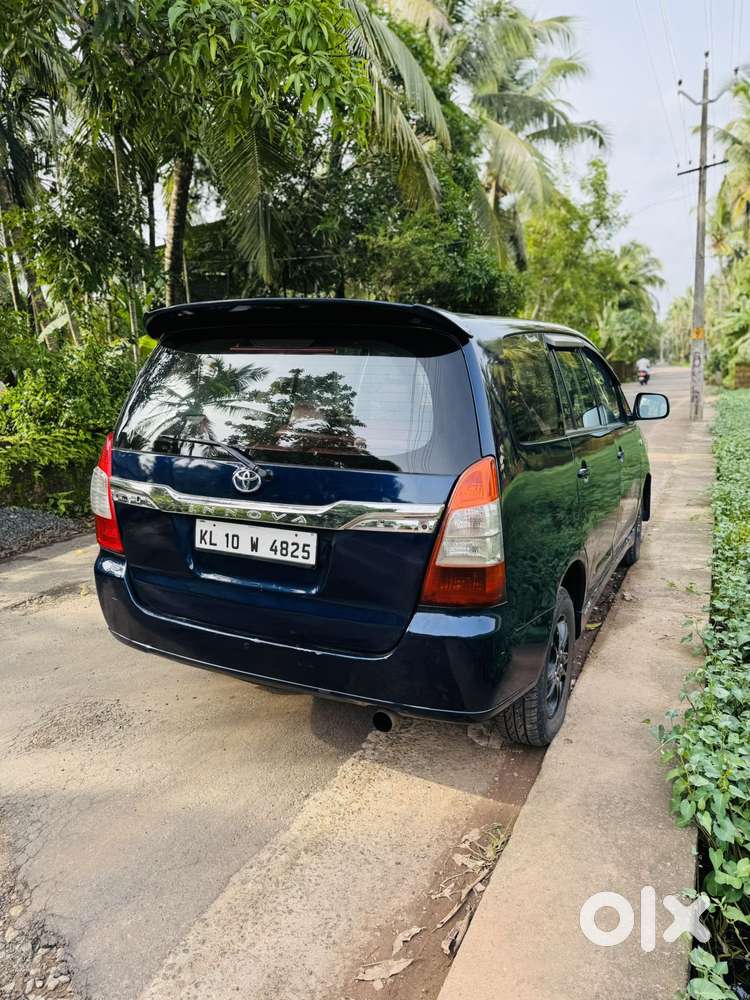 Toyota Innova 2.5 V 7 Str, 2005, Diesel
