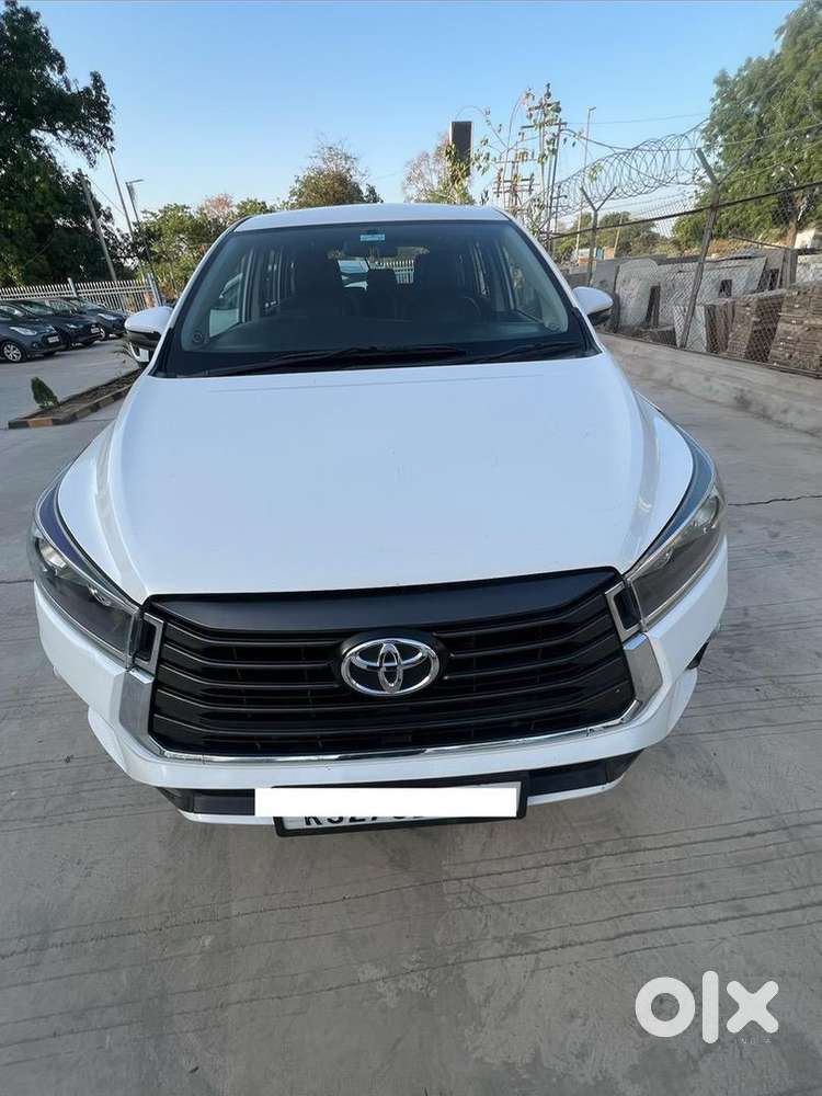 Toyota Innova Crysta 2017 Diesel 230000 Km Driven