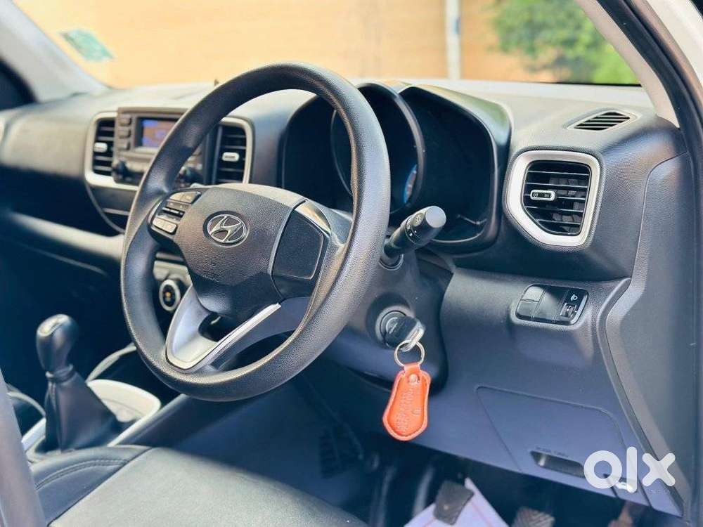 Hyundai Venue S 1.2 Petrol, 2020, Petrol