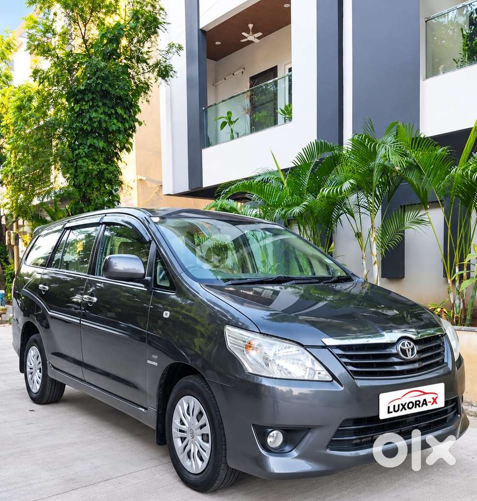 Toyota Innova 2.5 G (diesel) 8 Seater, 2012, Diesel