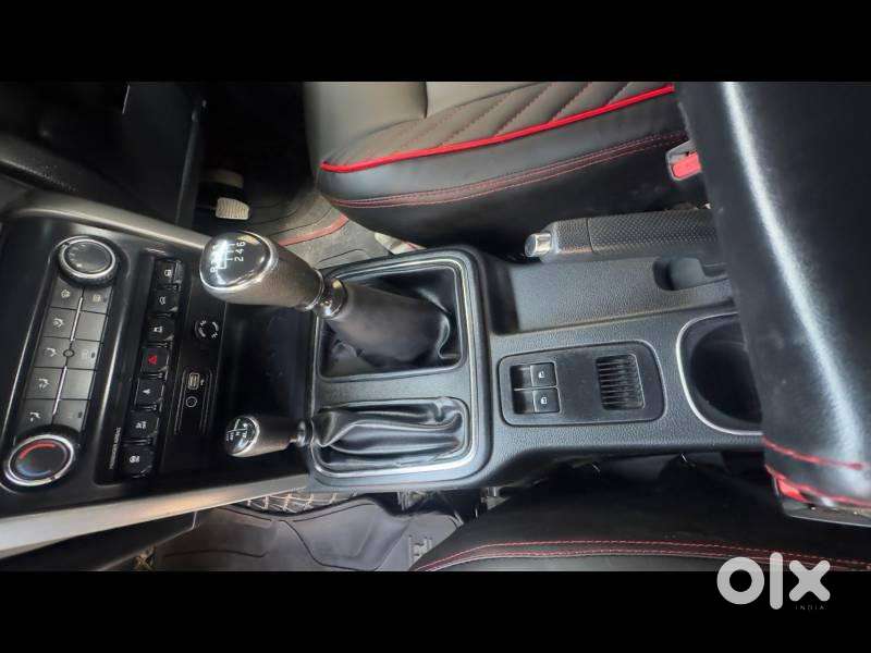 Mahindra Thar Lx D 4wd At, 2023, Diesel