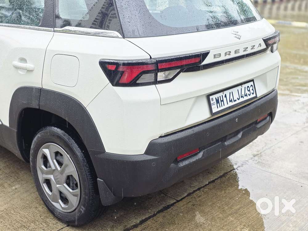 Maruti Suzuki Brezza 1.5 Lxi Cng, 2024, Cng & Hybrids