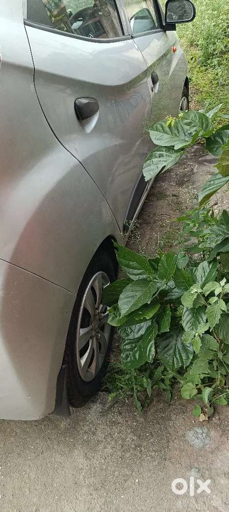 Hyundai Eon Magna 2012