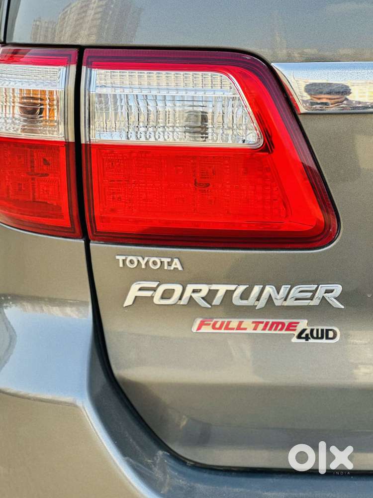 Toyota Fortuner 3.0 4x4 Manual, 2011, Diesel