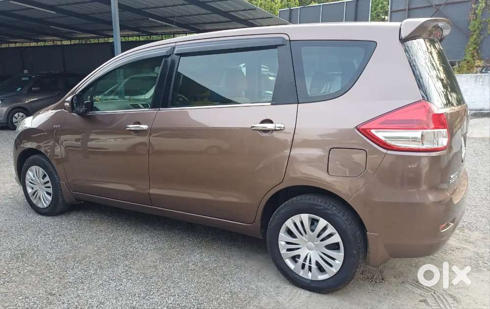 Ertiga Vxi 2012-nov 105000km