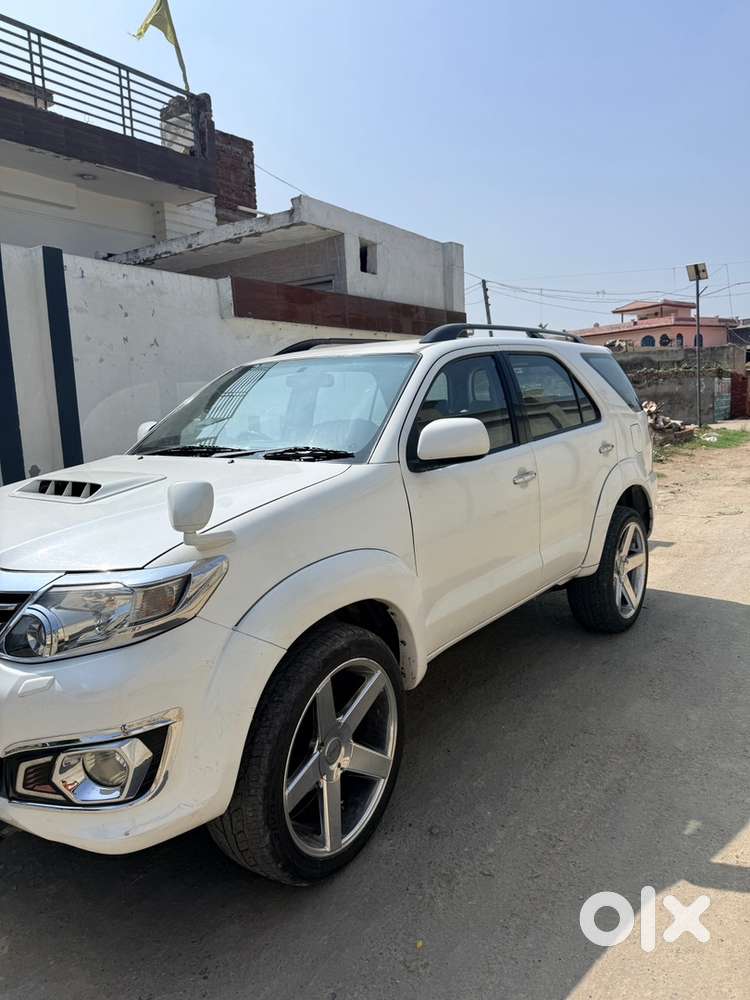 Toyota Fortuner 2010 Diesel Well Maintained
