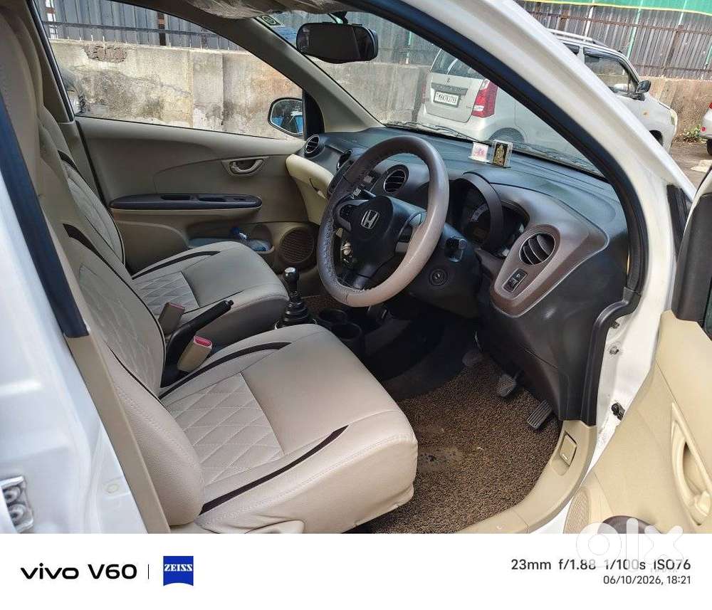 Honda Brio V Mt, 2013, Petrol
