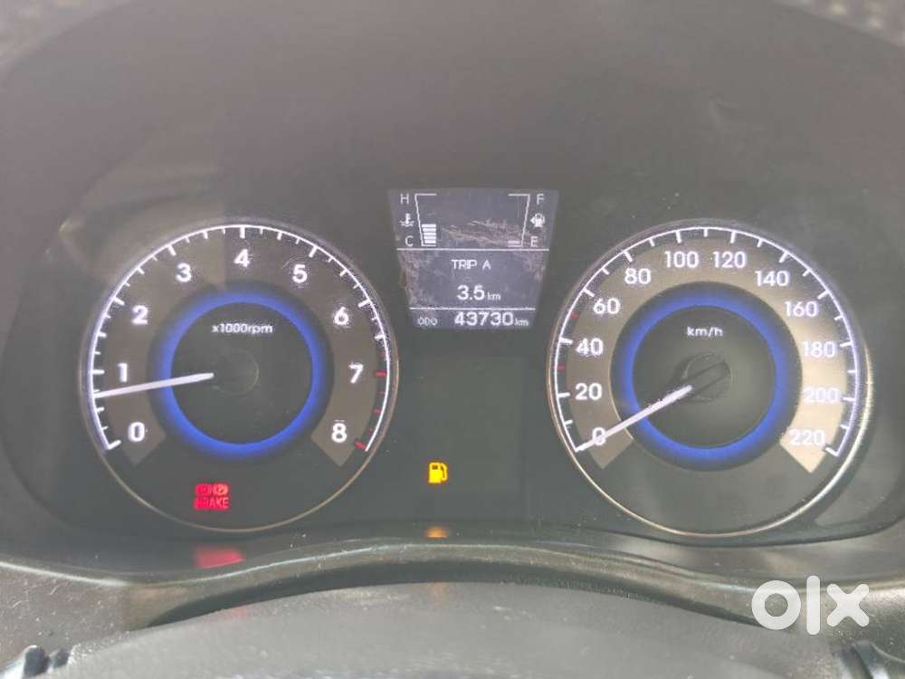 Hyundai Fluidic Verna 1.6 Vtvt Sx, 2015, Petrol