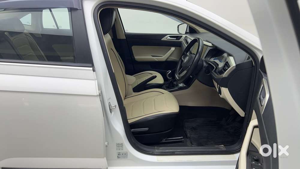Volkswagen Virtus Highline Plus 1.0 Tsi At, 2024, Petrol