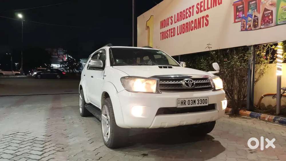 Toyota Fortuner 2011 Diesel Well Maintained