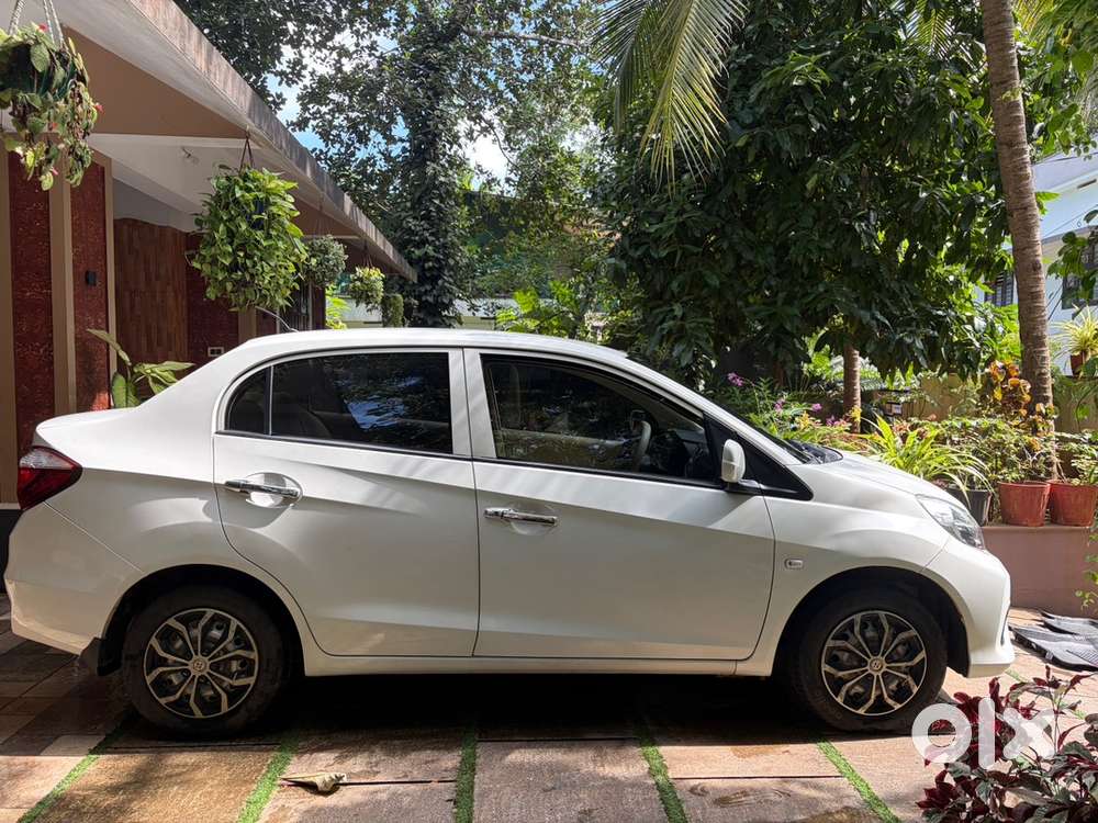 Honda Amaze 1.2 Petrol 2016