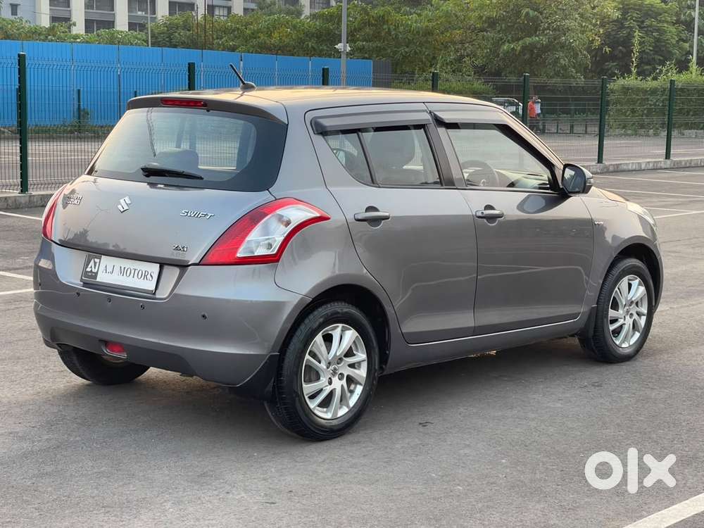 Maruti Suzuki Swift Vvt Zxi, 2014, Petrol