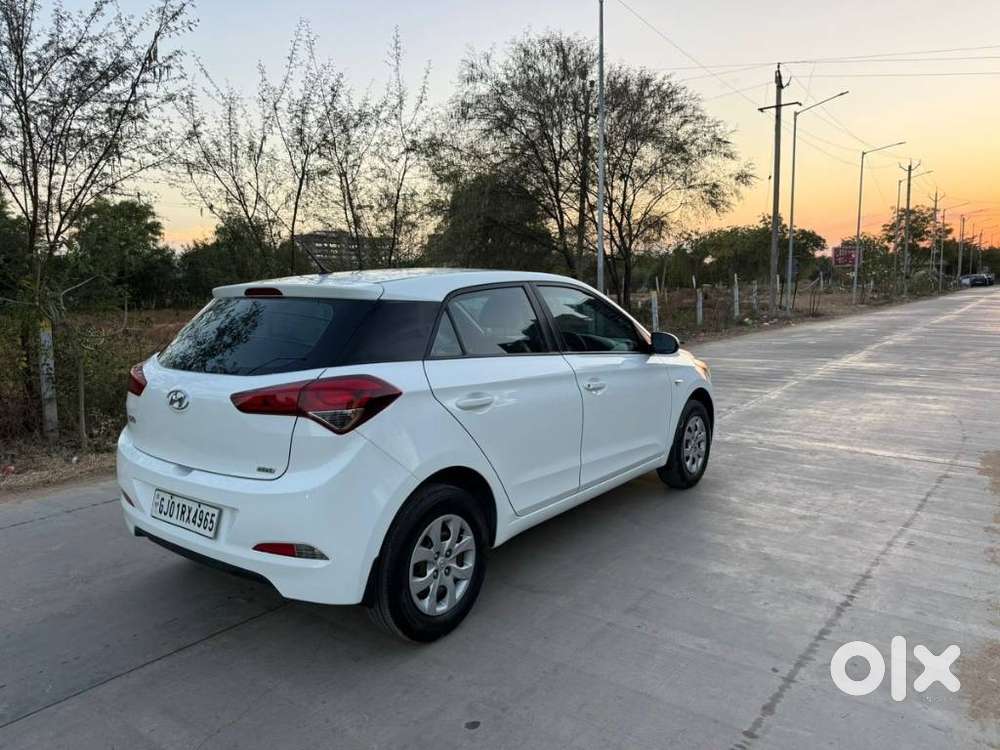 Hyundai I20 Petrol Cvt Magna Executive, 2017, Petrol