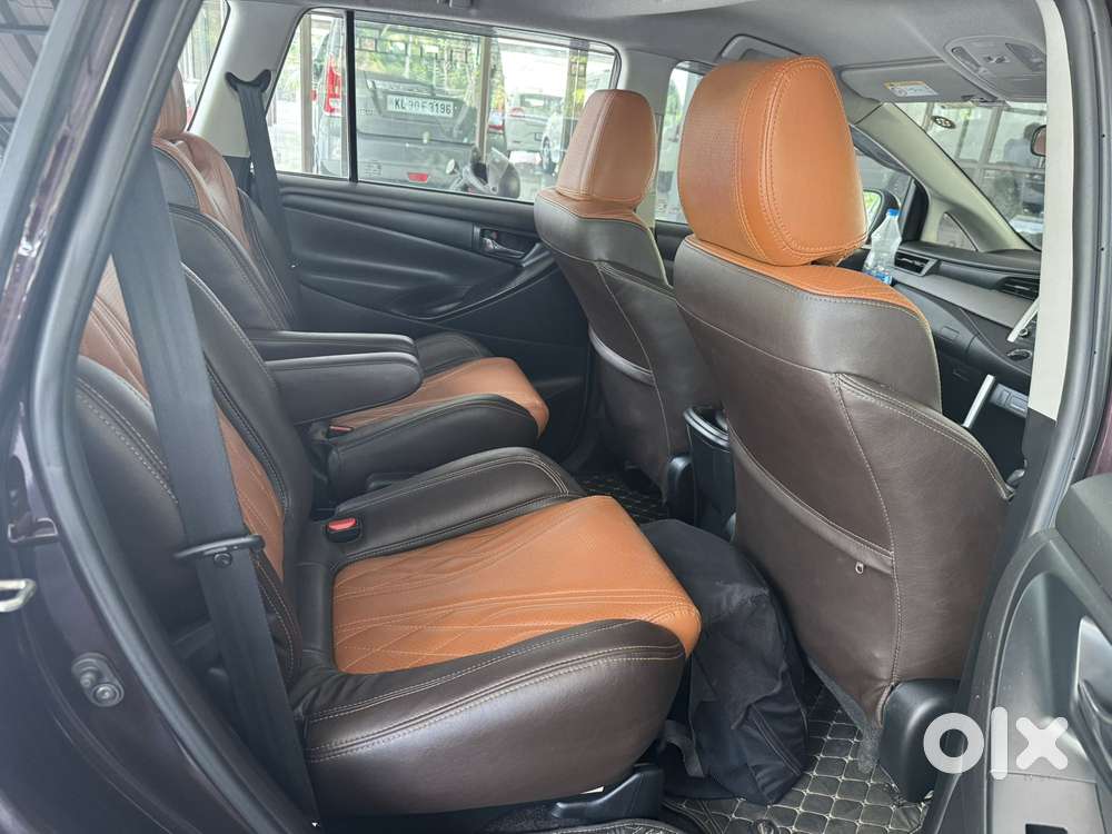 Toyota Innova Crysta [2020-ongoing] 2.4 Gx 7 Str, 2021, Diesel