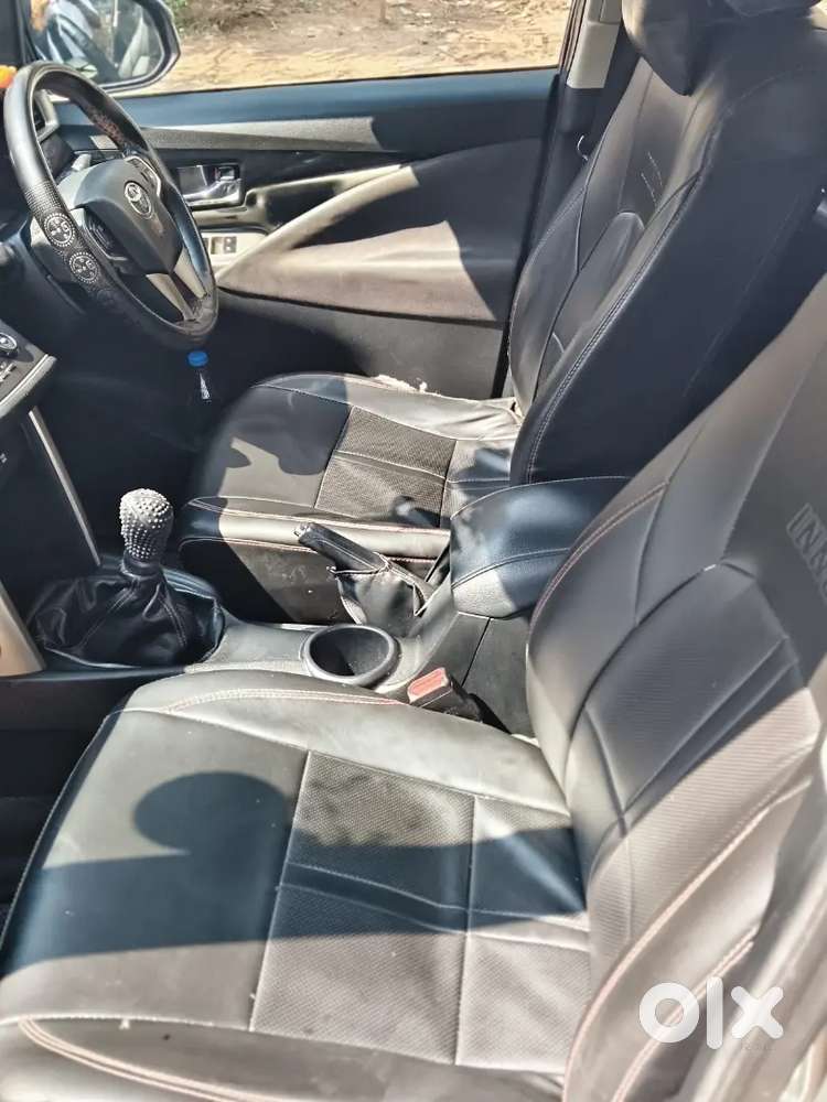 Toyota Innova Crysta 2016 Diesel Well Maintained