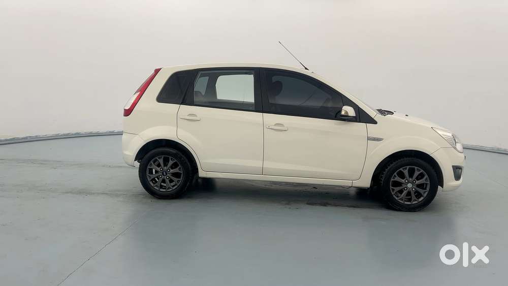 Ford Figo 1.2 Duratec Petrol Titanium, 2015, Petrol