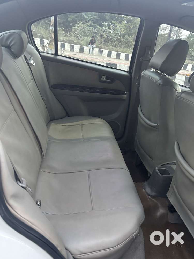 Maruti Suzuki Sx4 Zxi, 2011, Petrol