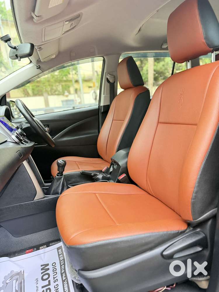 Toyota Innova Crysta 2.4 G Mt 7 Str, 2016, Diesel