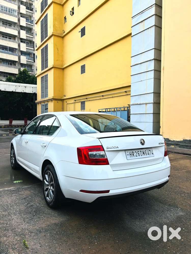 Skoda Octavia, 2018, Petrol