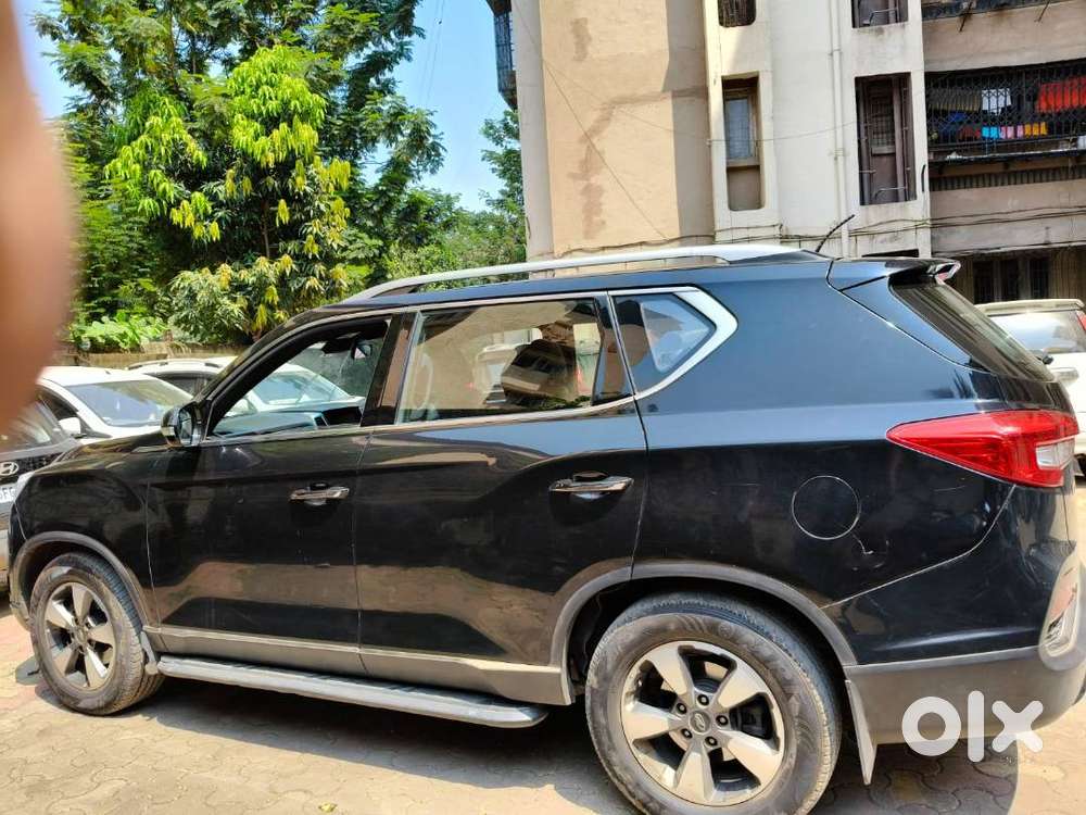 Mahindra Alturas G4 2019