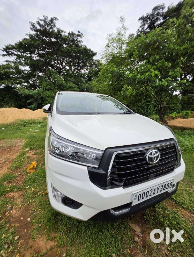 Toyota Innova Crysta 2.4 Gx Mt, 2019, Diesel