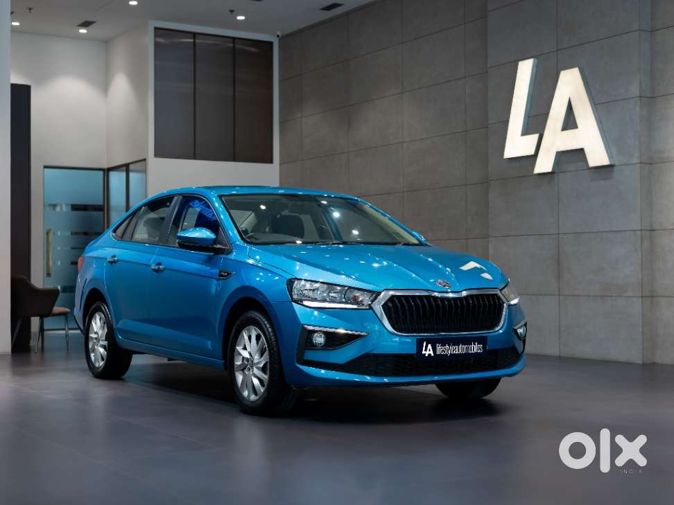 Skoda Slavia Ambition 1.0l Tsi At, 2026, Petrol