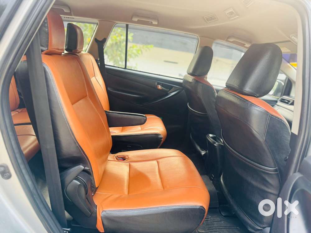 Toyota Innova Crysta 2.4 Gx Limited Edition 7 Str, 2018, Petrol