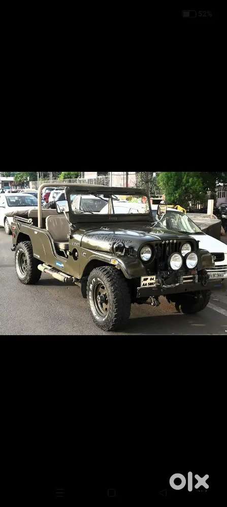 Vintage Jeep Kaiser 1960