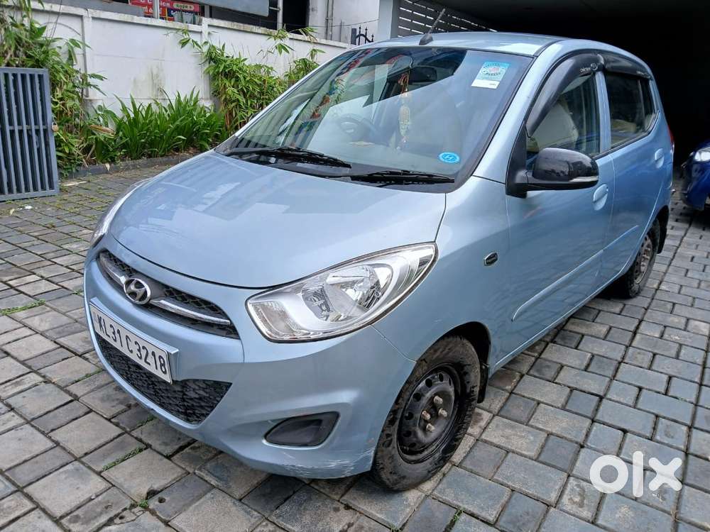 Hyundai I10 Sportz At, 2011, Petrol