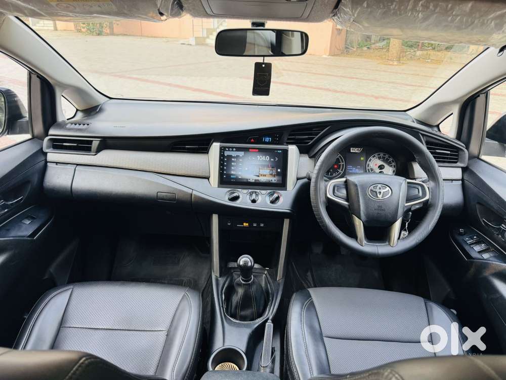 Toyota Innova Crysta 2.4 G Mt 7 Str, 2018, Diesel
