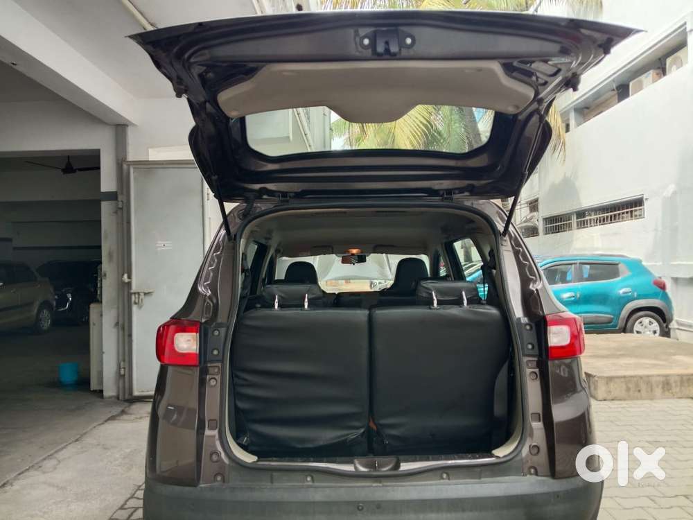 Renault Triber Rxt, 2022, Petrol