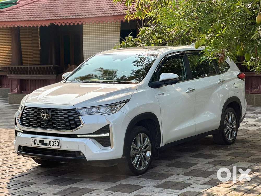 Toyota Innova Hycross 2.0 Zx (o) Hybrid 7 Str, 2024, Petrol