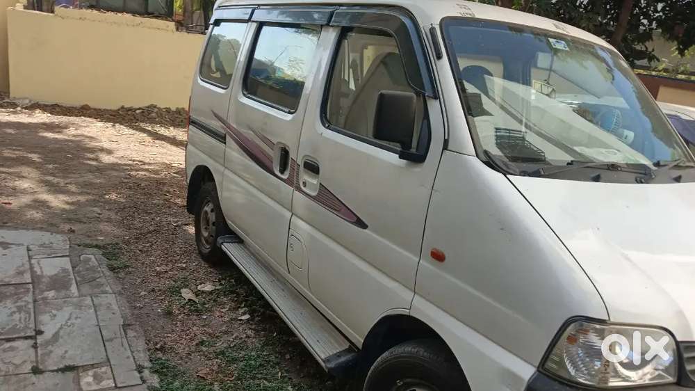 Maruti Suzuki Eeco 2016 Cng & Hybrids