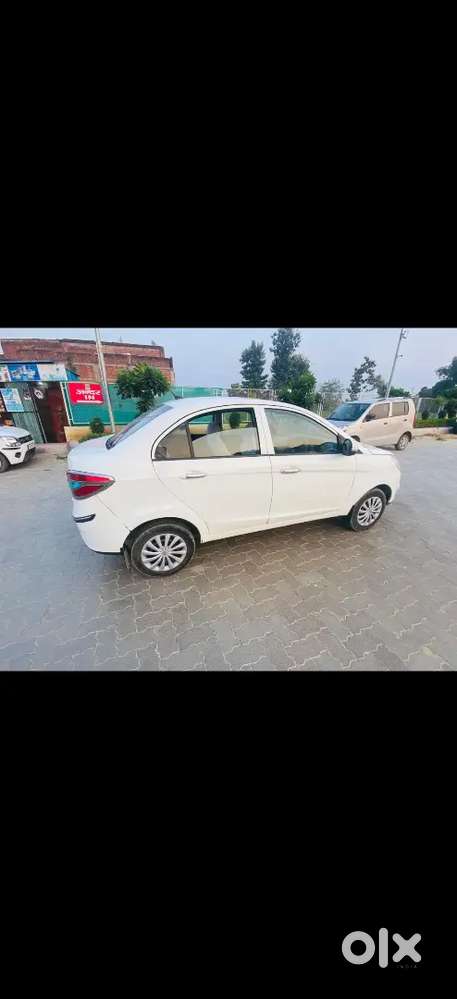 Hmko Bechna Hai Badi Gaadi Leni Hai