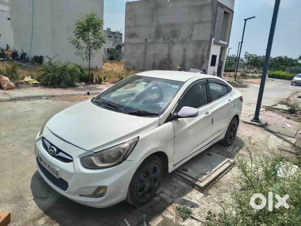 Hyundai Verna 2013 Diesel 800000 Km Driven
