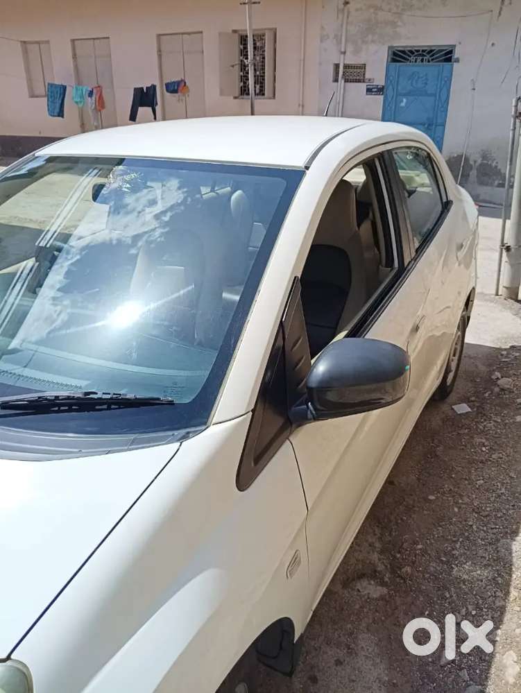 Honda Amaze 2013 Petrol Well Maintained