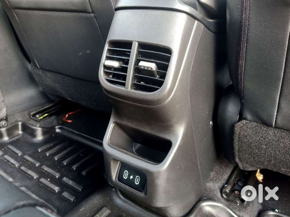 Hyundai Verna Sx (o) 1.5 Turbo Petrol Dct, 2024, Petrol