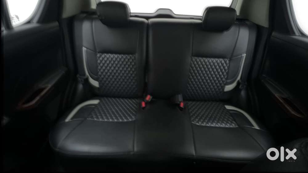 Maruti Suzuki Swift 1.2 Lxi (o), 2017, Petrol
