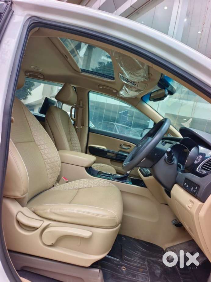 Kia Carnival Limousine, 2022, Diesel