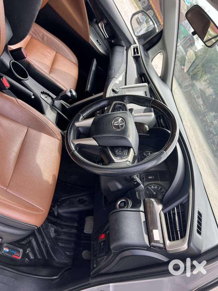 Toyota Innova Crysta 2.8z Automatic, 2018, Diesel
