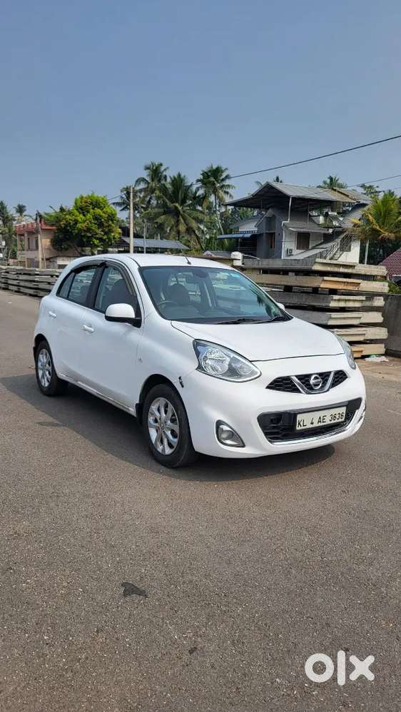 2017 Nissan Micra Xv Cvt Petrol 70000 Km Driven