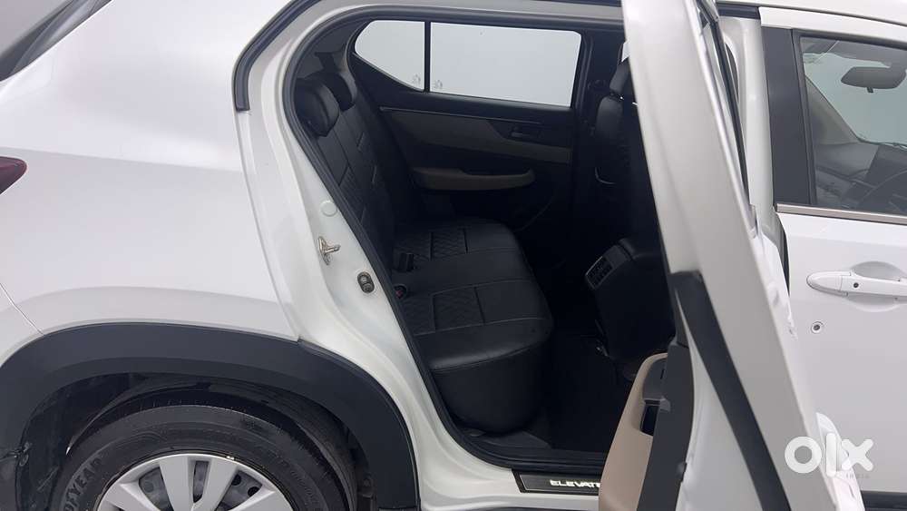Honda Elevate V Mt, 2023, Petrol