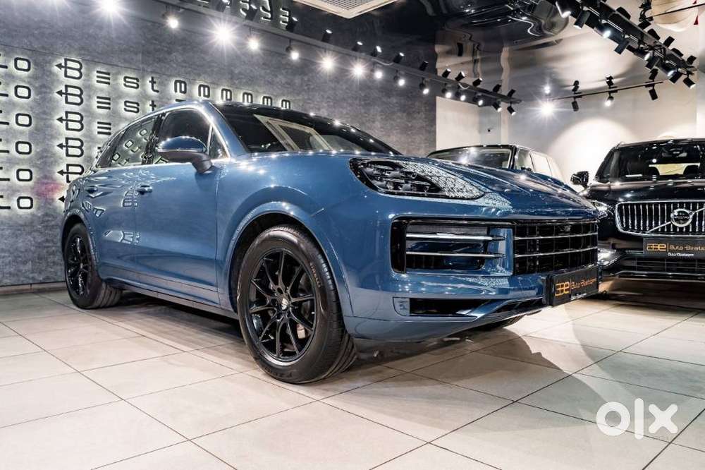 Porsche Cayenne V6 Tiptronic, 2023, Petrol