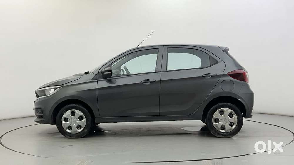 Tata Tiago 1.2 Revotron Xt Cng, 2022, Cng & Hybrids